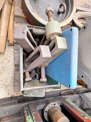 造型机 BMD，型号 ARPA 300 备件