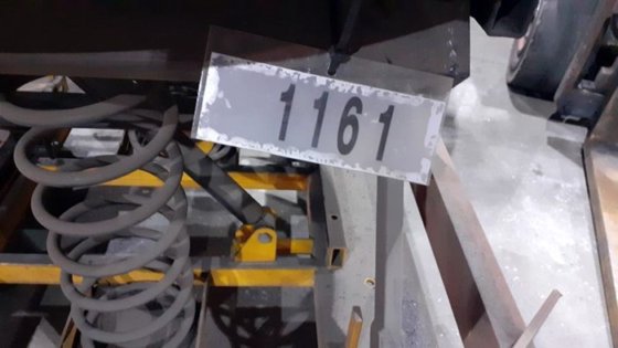 工作台直径 1300 毫米