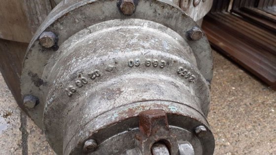 浇桶 6.5 吨，带行星齿轮箱