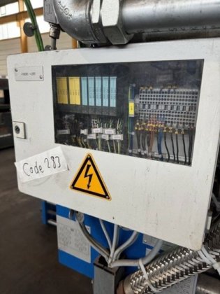 2015 KURTZ 加圧・保持炉付低圧鋳造機