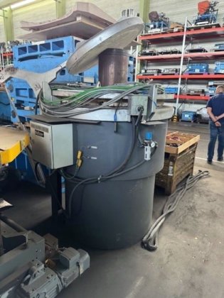 2015 KURTZ 加圧・保持炉付低圧鋳造機