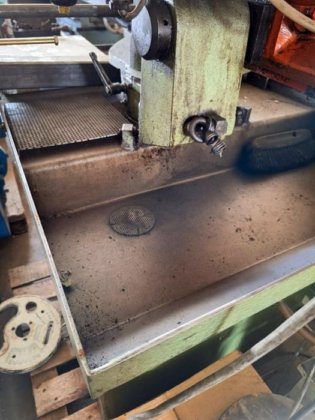 Ar strollad metal saw GACO