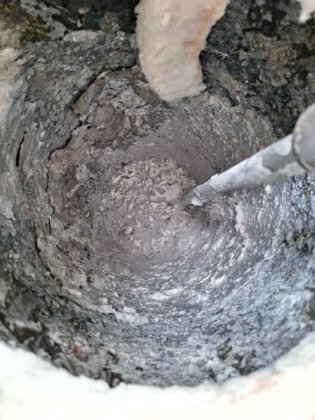 2015 用于 ELSKLO 100 公斤铝材的电动可倾斜炉