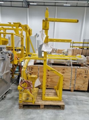 2018 浇注安装 HWS P-20-R；4 个钢包