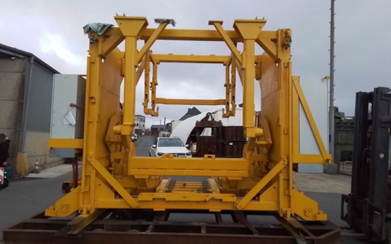 2018 浇注安装 HWS P-20-R；4 个钢包