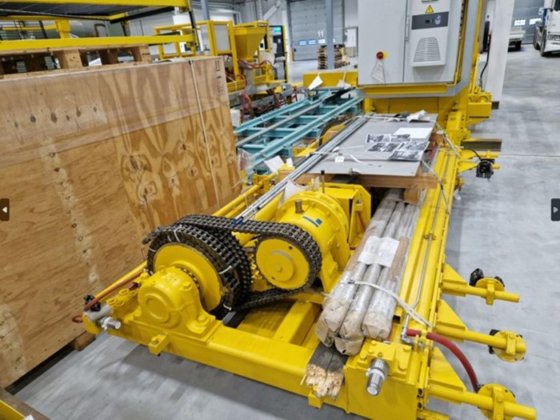 2018 浇注安装 HWS P-20-R；4 个钢包