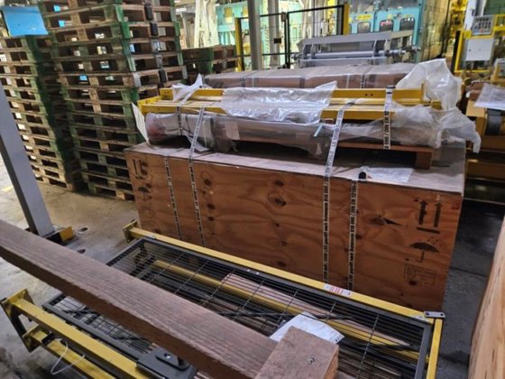 2018 浇注安装 HWS P-20-R；4 个钢包