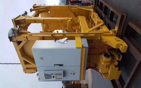 2018 浇注安装 HWS P-20-R；4 个钢包