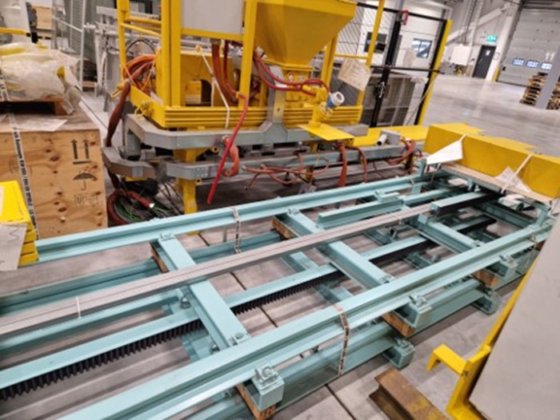 2018 浇注安装 HWS P-20-R；4 个钢包