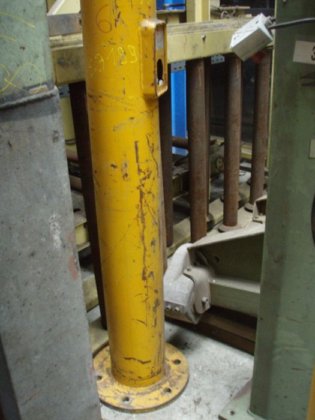 250 公斤柱式回转起重机，TRACTEL