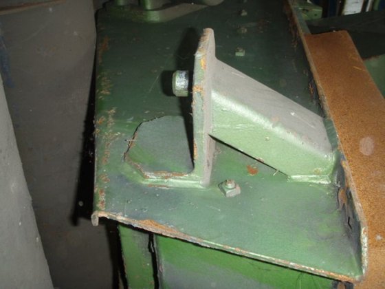 振动台 BMD，2550 毫米 x 400