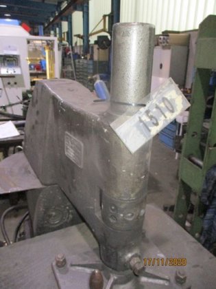 成形機 ハインリッヒ・ワグナー HRP 00