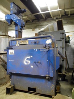 Rotatry table shot blast plant