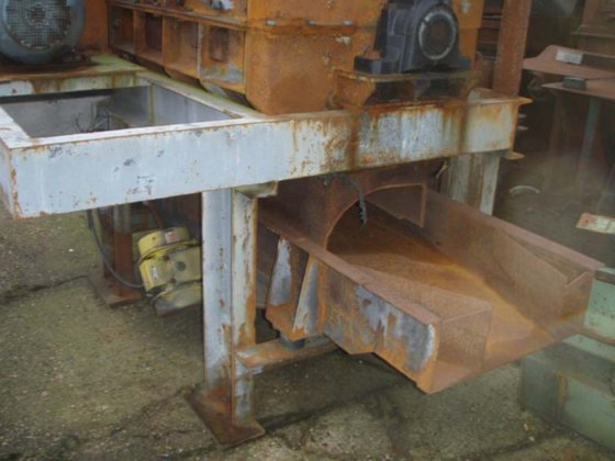 锤式粉碎机 HAZEMAG，1050 毫米 X 300