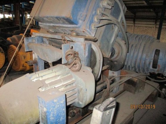 1973 电缆葫芦 DEMAG 2 吨，带小车