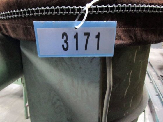 小型粉尘过滤器 REMA，顶部有一个滤袋