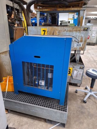 Buran 制冷压缩空气干燥机 DONALDSON DC 1000