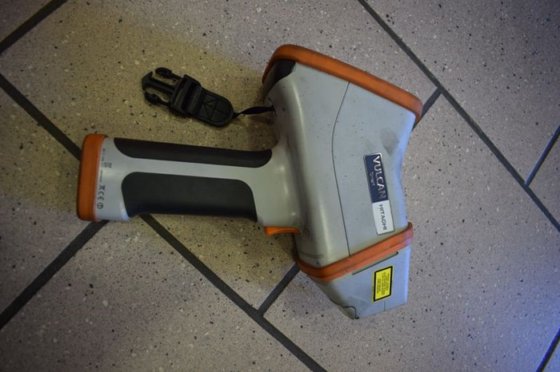 2017 Handheld spectrometer LIBS |
