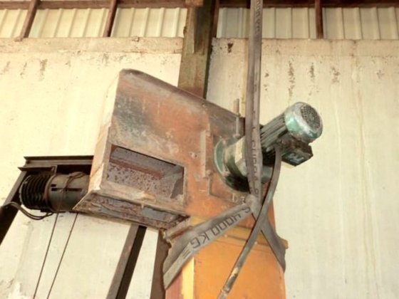 小型バケットエレベーター、中心距離3750 mm