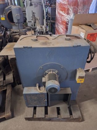 1980年 干式盘磨机 HERZOG HT 350-2