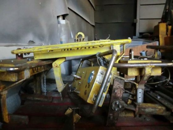 小型空気圧グリッパー METATEC、最大80 kg