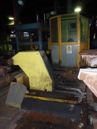 1997 带有轨道车的浇注装置 + 500 千克钢包