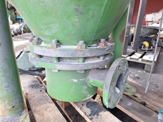 空気圧式砂供給装置 HENSEL 100l