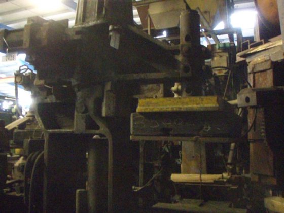 OSBORN 719 RF 型造型机