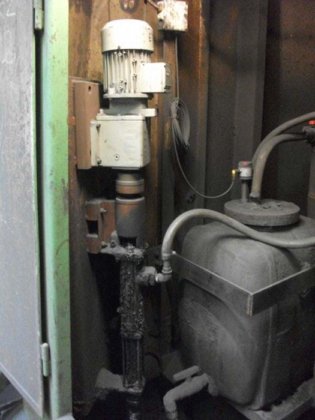 连续式搅拌机 WÖHR，20 - 40 吨/小时，铰接式搅拌螺杆