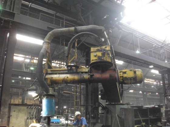 连续式搅拌机 WÖHR，20 - 40 吨/小时，铰接式搅拌螺杆