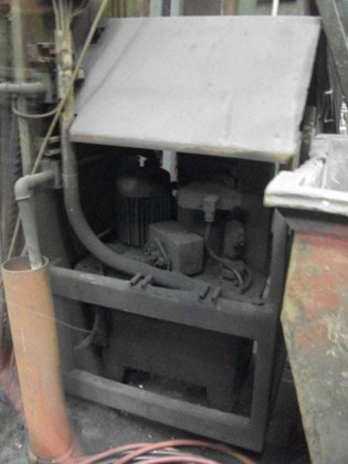 连续式搅拌机 WÖHR，20 - 40 吨/小时，铰接式搅拌螺杆