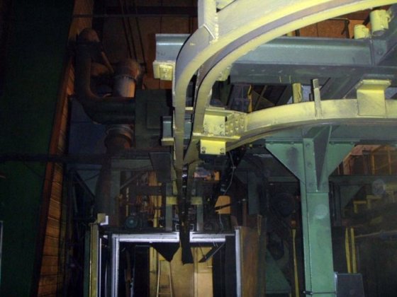 Durchlaufhängebahnstrahlanlage DISA BMD VP 18