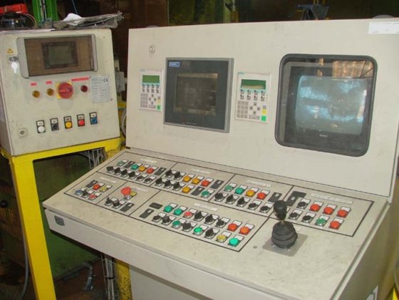 2005 自动浇注安装