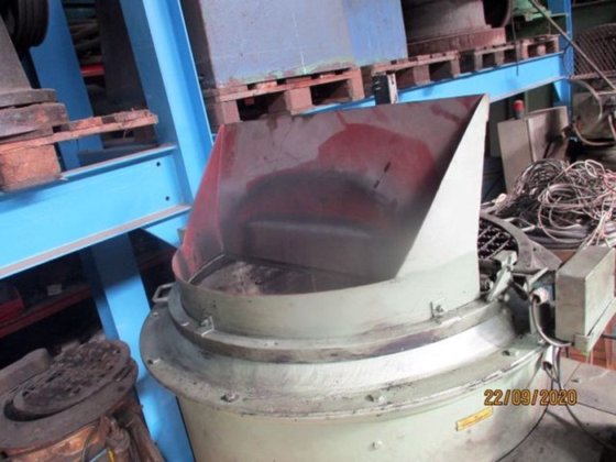 V+S 型芯砂搅拌机，120 升