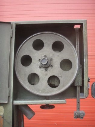 縦型メタルバンドソー、オーバーハング 610 mm