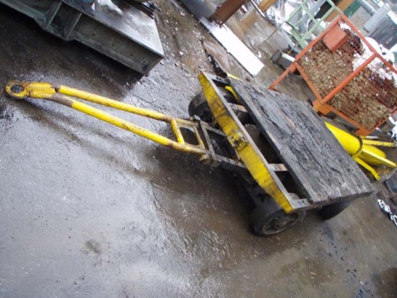 重型轨道车，2 米 x 1.2 米