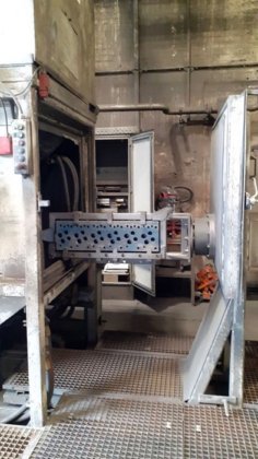 RÖSSLERの鋳造キャビティ用ショットブラスト機