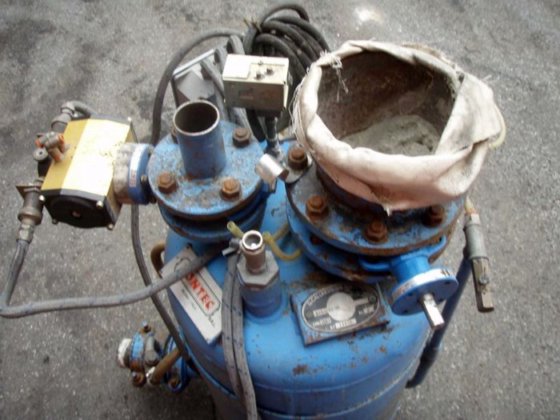 コンボイユなし ± 100 l