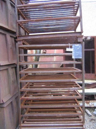 9段分の引き出し式棚板