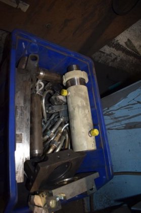 油圧分離ウェッジDISA TK-3/300
