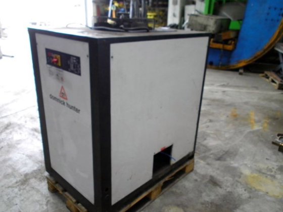 冷冻式空气干燥机 1810 立方米/小时。