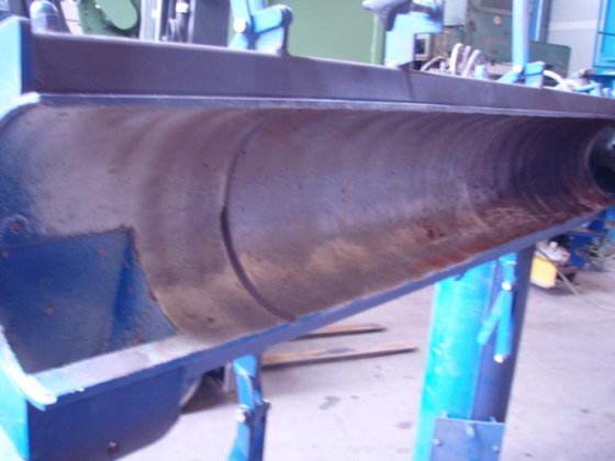 螺旋搅拌机总建筑面积，± 3 - 4 吨/小时