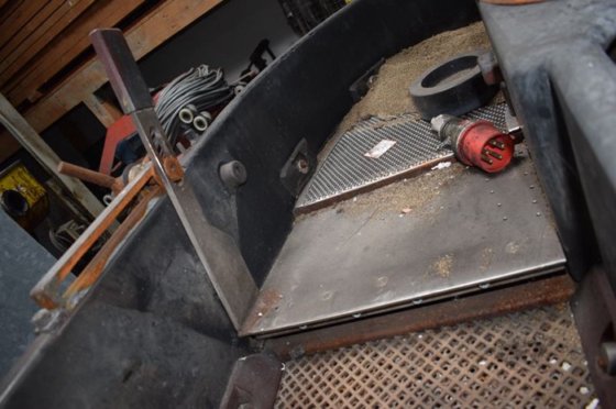 1989 振动干燥机 TECHNOFINISH