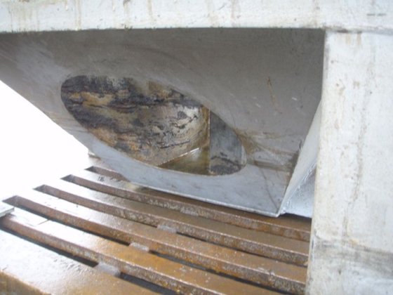 研磨台，1300 毫米 x 1000 毫米