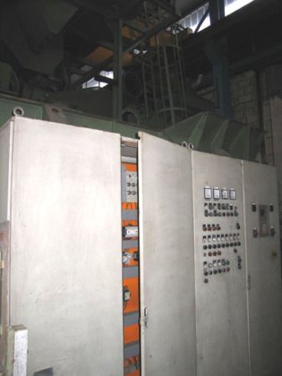 1990 タンブルベルト式ショットブラスト機、GF CT2
