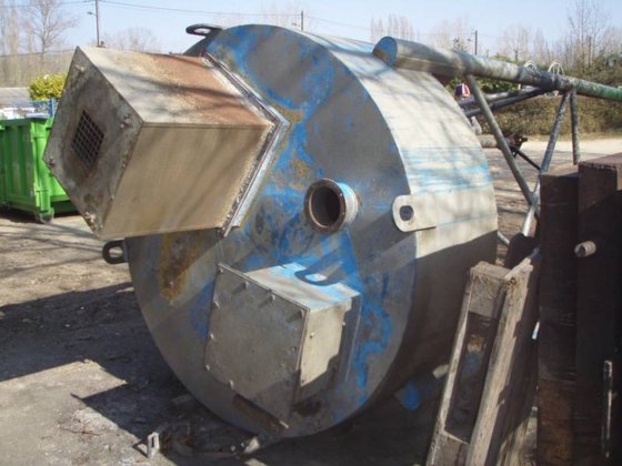 Sand silo ± 5,5 m³,