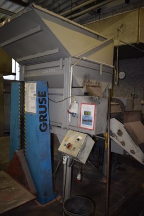 2004 添加剂用量，带 2 个料斗