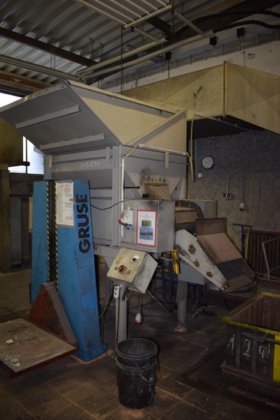 2004 添加剂用量，带 2 个料斗