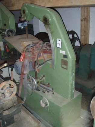 プロファイル＆フォームバンド＆ペーパーマシン HUGO SCHNEIDER