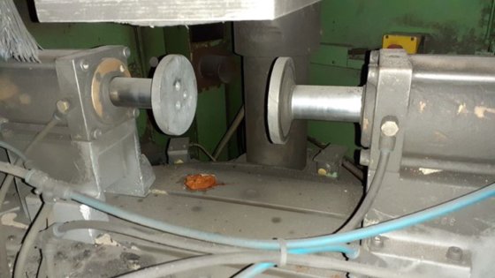 罗伯 D1A/CO-CB 型转台取芯机